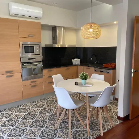 Mona Apartment