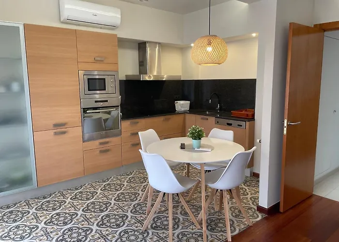 Mona Apartment