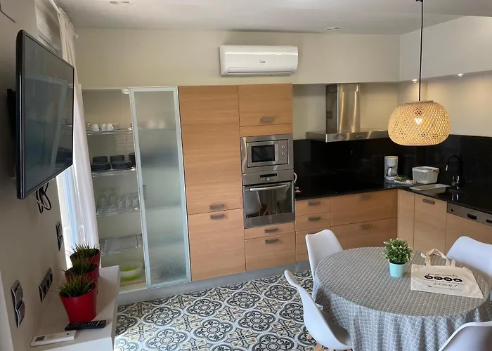Mona Apartment